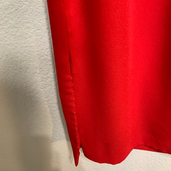 Clues Collection, 2P, red, side slit, good shape - Picture 3 of 4